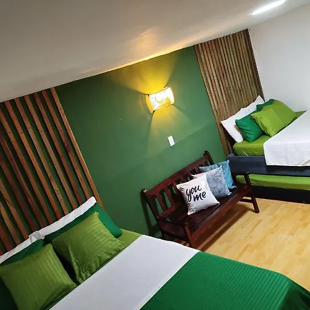Hb5 Family With Private Bathroom Facing The Sea Pensión 3*