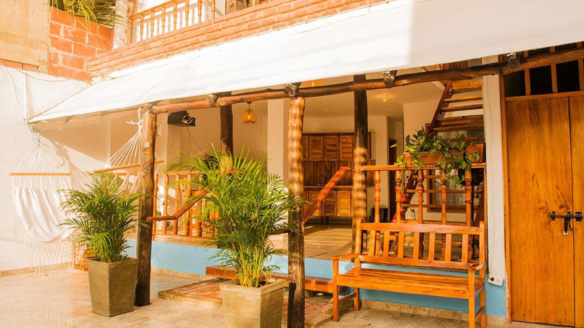 Hb5 Family With Private Bathroom Facing The Sea Pensión Cartagena